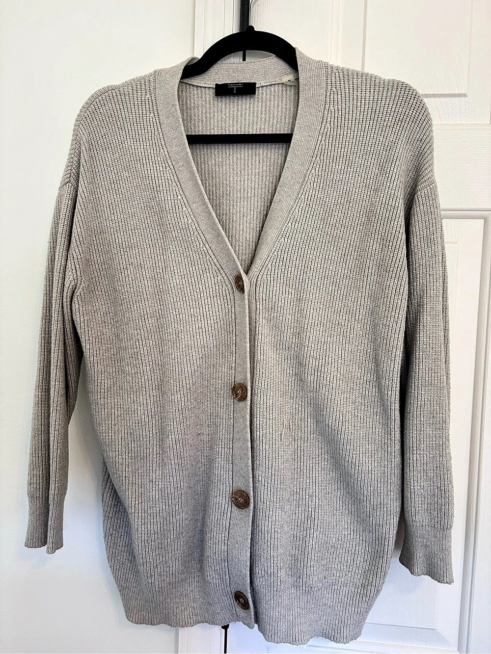 Tahari Ribbed V-Neck Button Front Cardigan Gray Medium